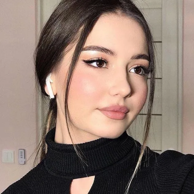 Ceren - Kartal Escort