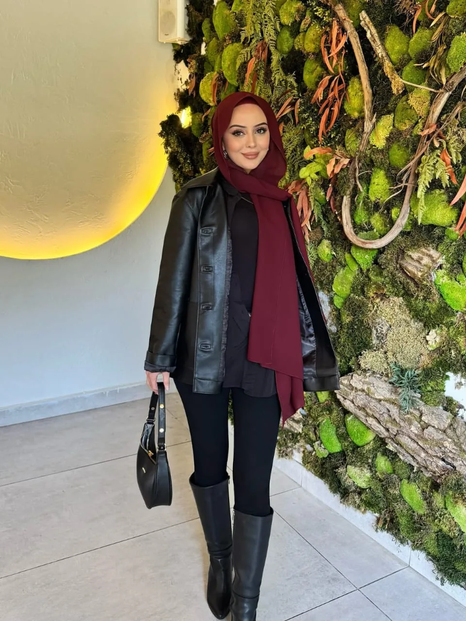 Esra - Kartal Escort