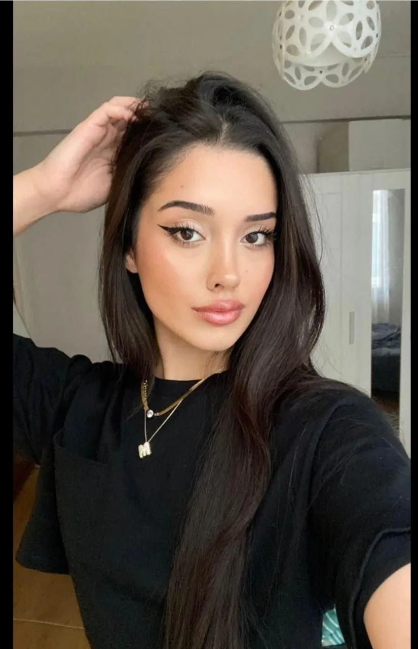 Gül - Kartal Escort